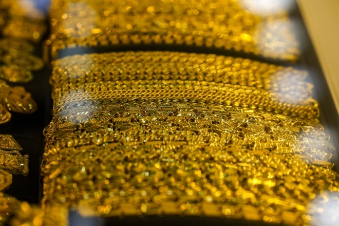 19일 서울시내 금은방에 금제품이 진열되어 있다. 2026.02.19 뉴시스