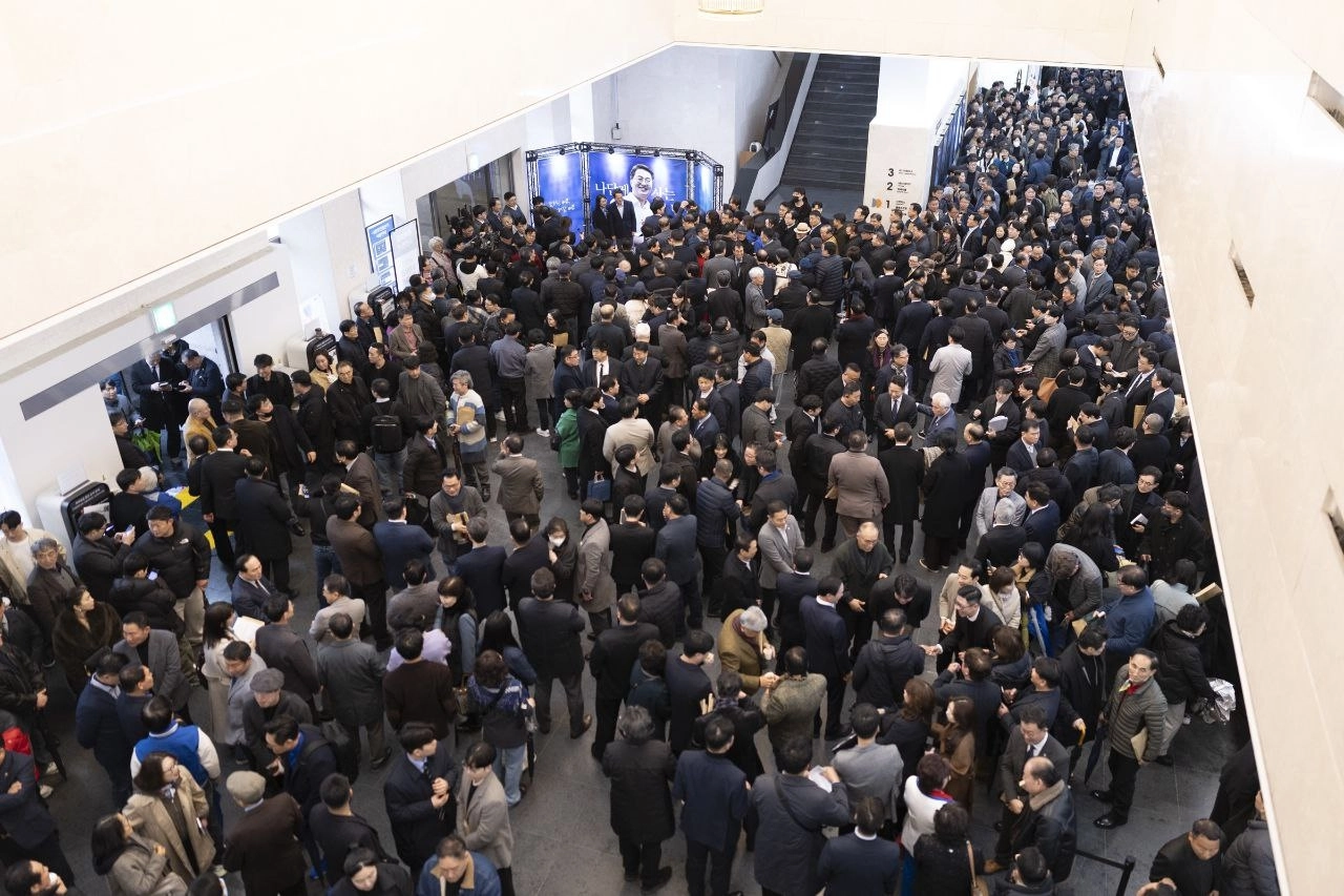 2일 오후 김동연 경기도지사의 <나답게 사는 세상-김동연의 경기도 비전> 출판기념회가 열린 경기아트센터 (더봄출판사 제공)