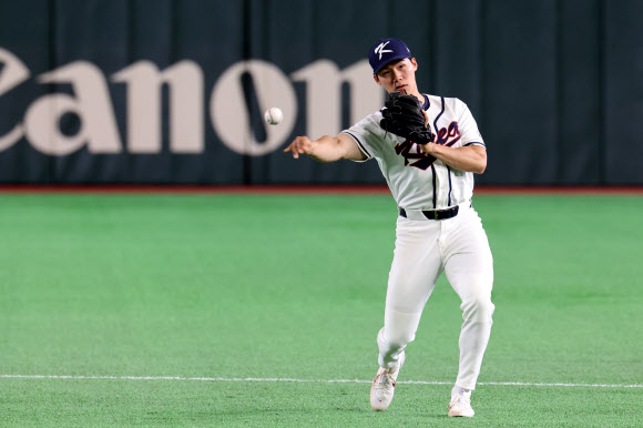월드베이스볼클래식(WBC) 개막을 하루 앞둔 4일 일본 도쿄돔에서 한국 대표팀 김혜성이 훈련하고 있다. 2026.3.4  연합뉴스