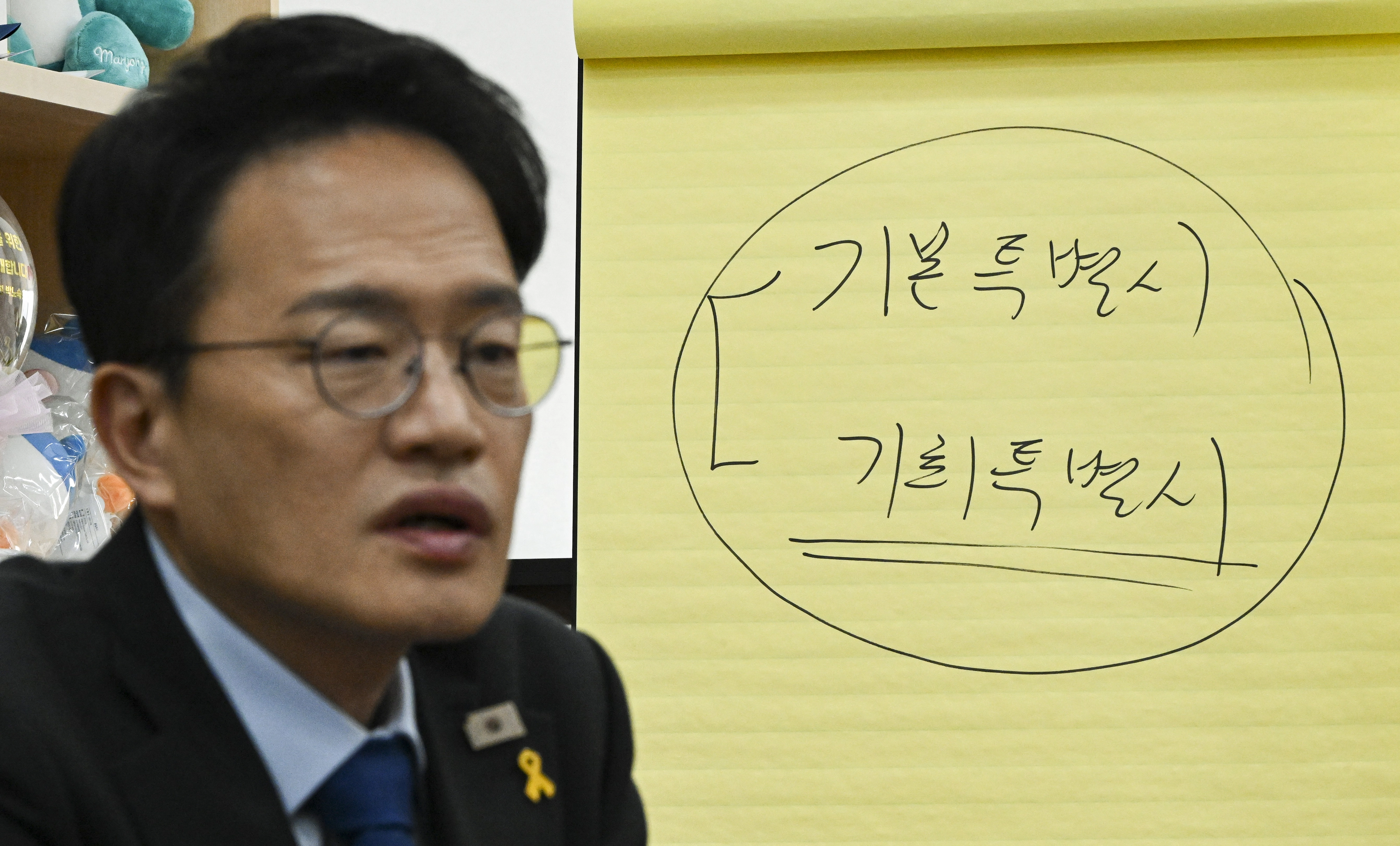 6·3 지방선거 서울시장에 출마 의사를 밝힌 박주민 더불어민주당 의원이 16일 국회 보건복지위원장실에서 서울신문과 인터뷰하고 있다. 2026.3.16 이지훈 기자