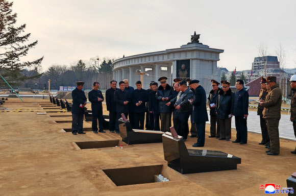 김정은 북한 국무위원장이 지난 16일 ‘해외 군사작전 전투위훈 기념관’ 건설사업을 현지에서 지도했다고 조선중앙통신이 17일 보도했다. 2026.3.17 평양 조선중앙통신=연합뉴스