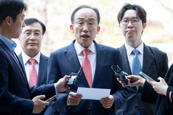 입장 밝히는 추경호 의원