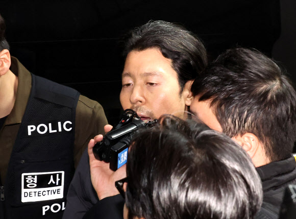 부산 항공사 기장 살해범 김동환 검찰 송치