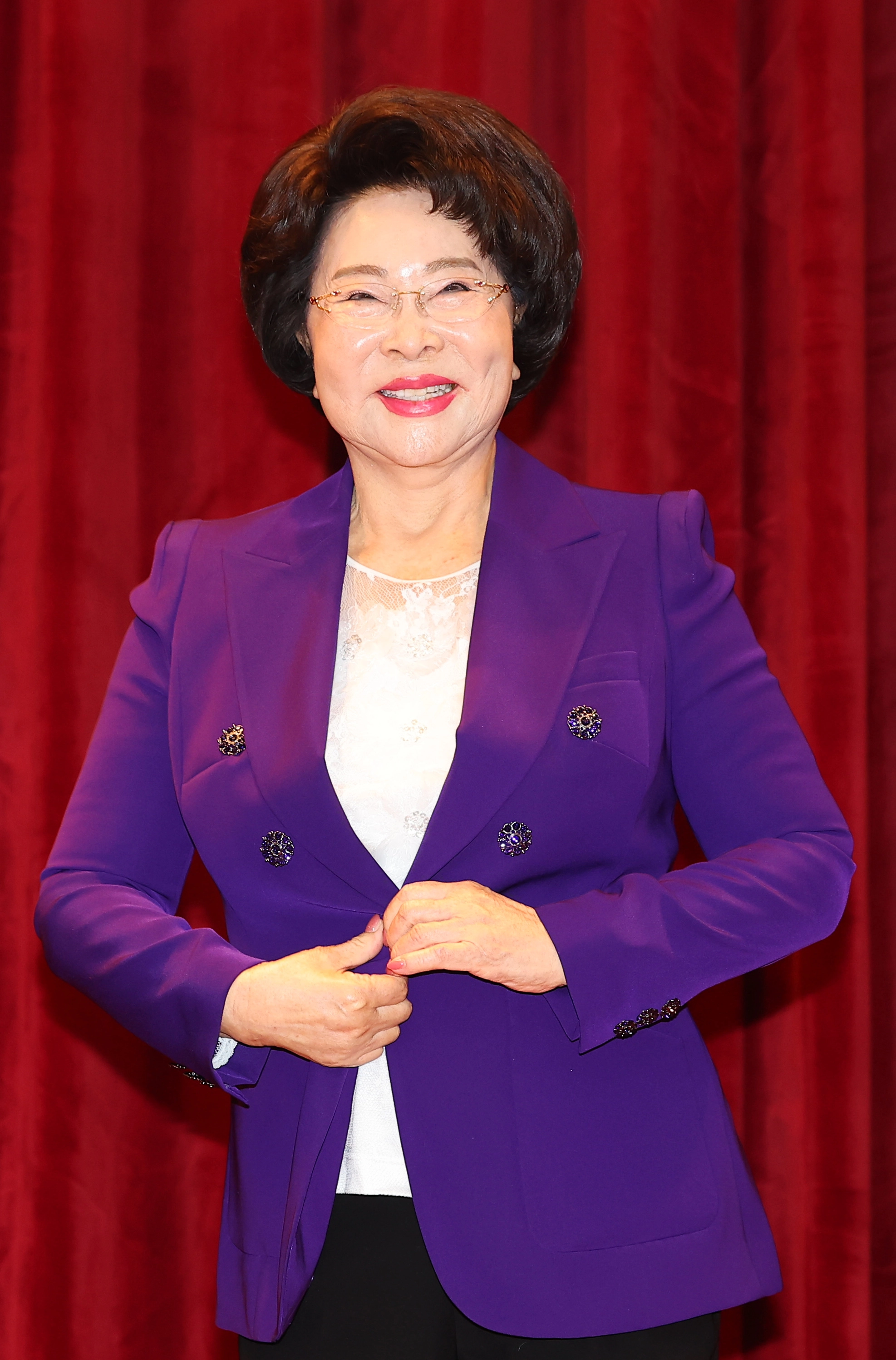 이길여 가천길재단 회장이 25일 인천 남동구 가천대 길병원 암센터에서 열린 ‘가천 이길여 길’ 명예도로명 지정 기념 제막식에서 인사하고 있다. 2026.3.25 연합뉴스