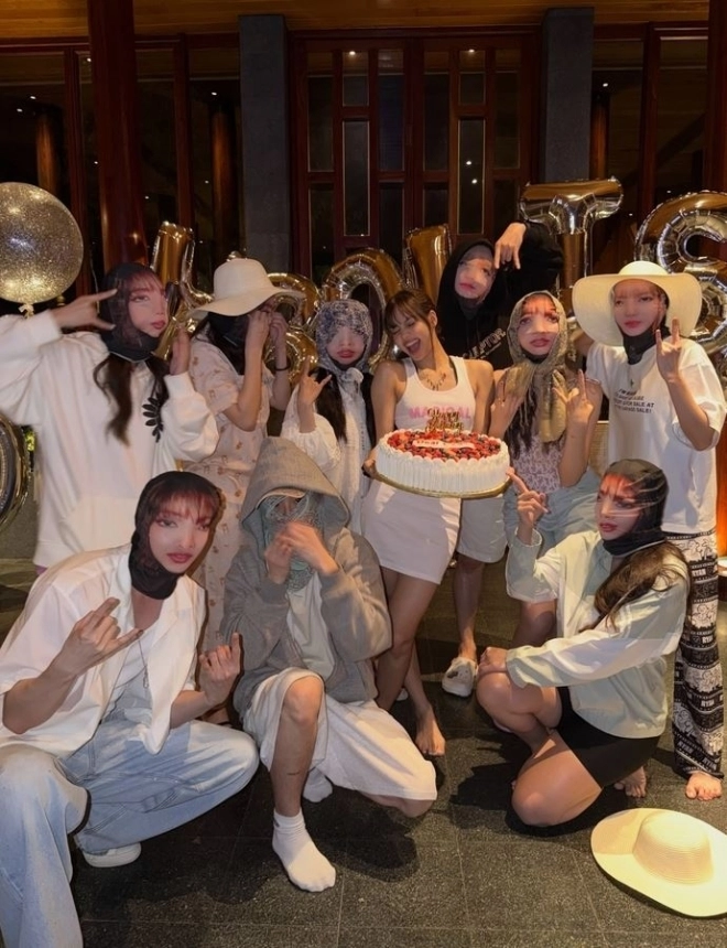 사진=리사 SNS 캡처