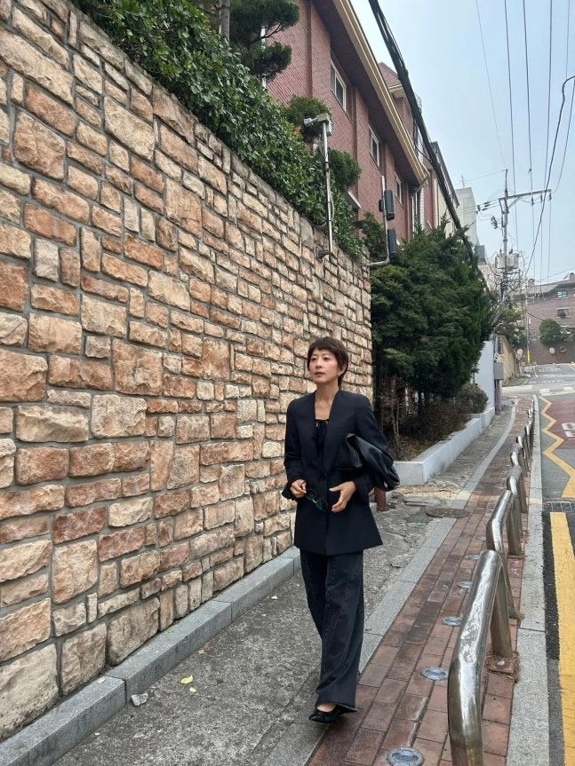 김희애.    인스타그램 캡처 뉴시스
