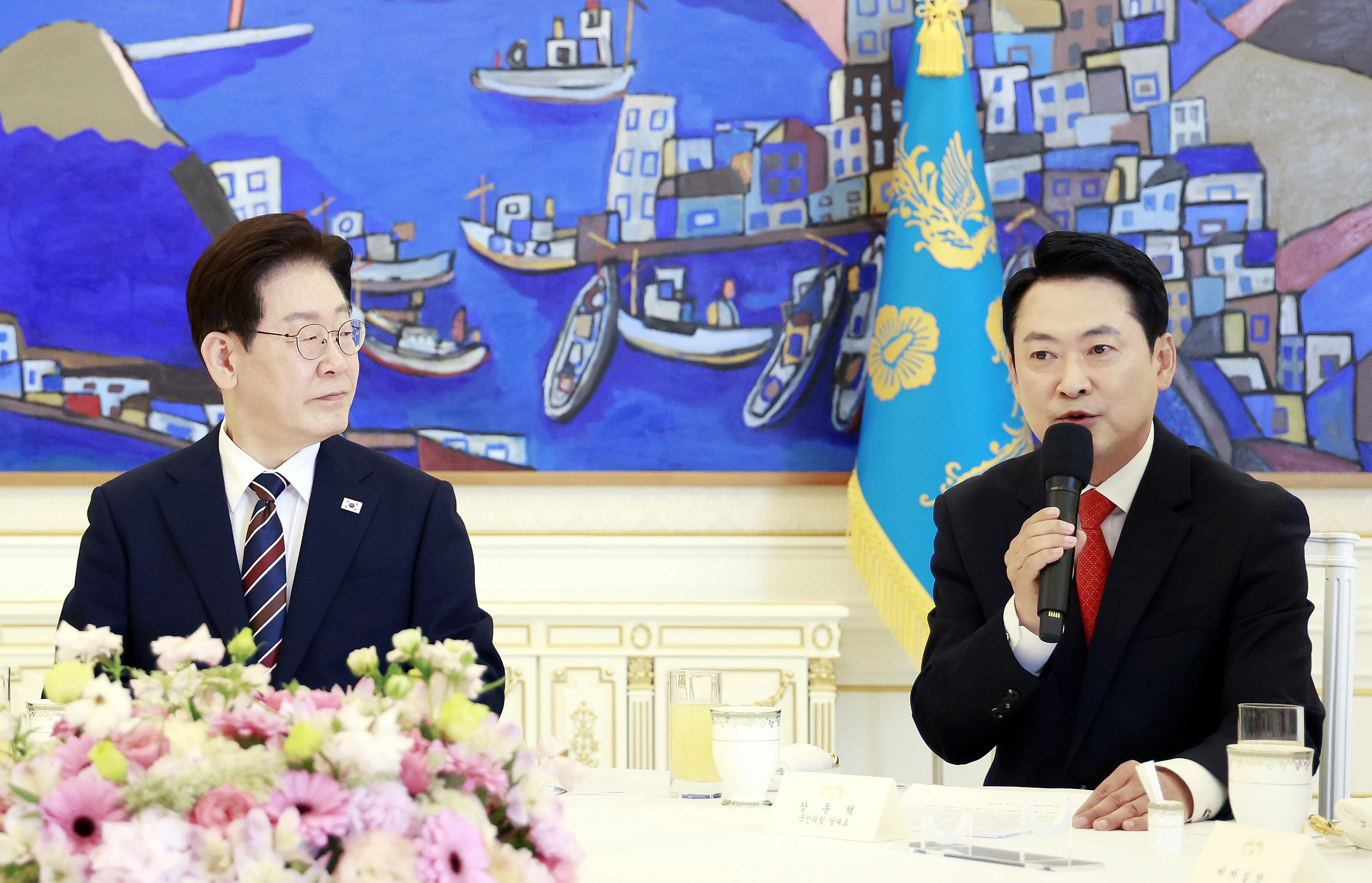 발언하는 장동혁 대표  국민의힘 장동혁 대표가 7일 청와대에서 이재명 대통령이 참석한 여야정 민생경제 협의체 회담에서 발언하고 있다.
연합뉴스