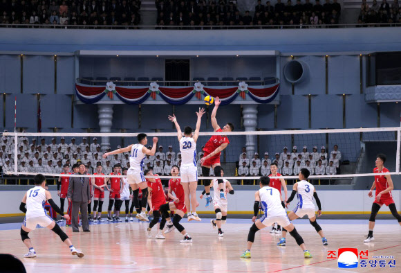 북한, 태양절 기념 남자배구경기 개최