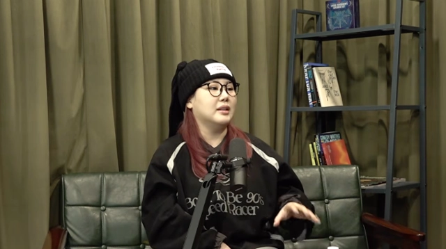 가수 박지민(활동명 제이미)이 과거 공개 연애를 했던 이유와 결별 이유에 대해 솔직한 심경을 밝혔다. 유튜브 ‘대니초’ 채널 캡처