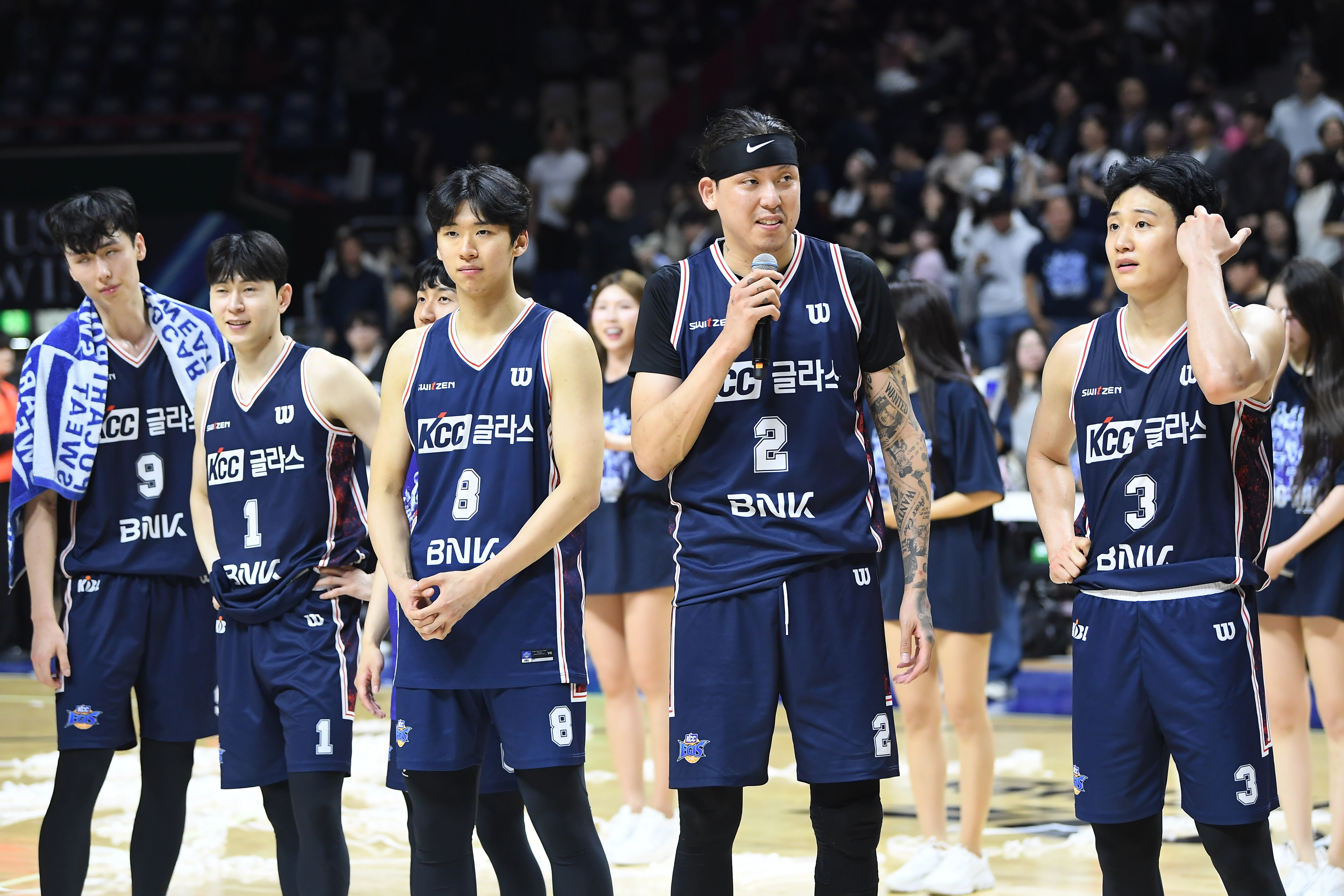 부산 KCC 선수들.KBL 제공