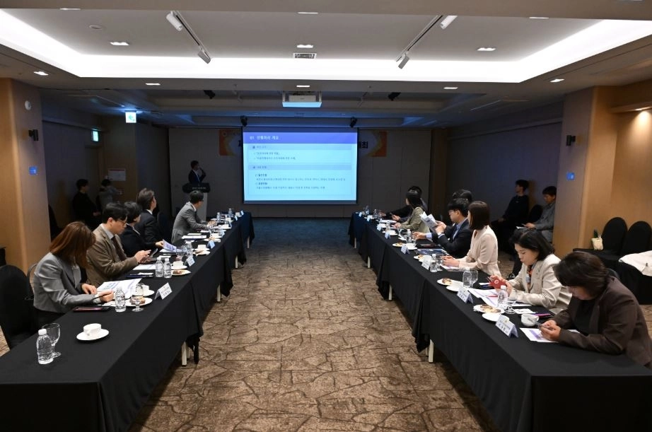 지난 28일 열린 ‘제1기 시민권익위원회 제3차 전체회의’. 서울시의회 제공