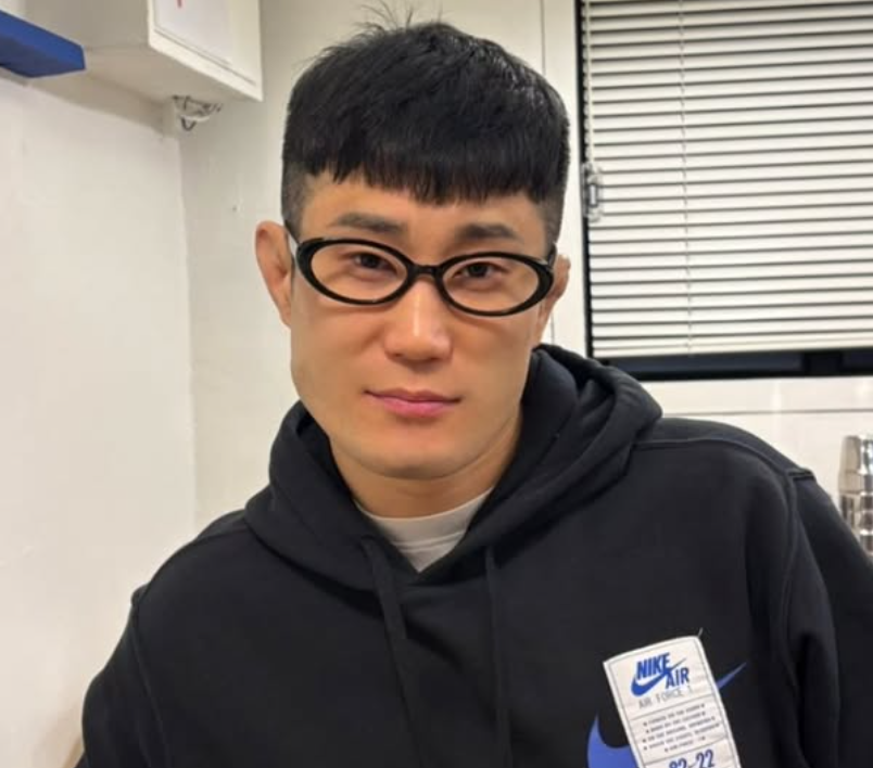 추성훈의 격투기 선수 복귀 방식에 대해 후배 격투기 선수가 “특정 선수에게만 특혜가 주어지고 있다”고 주장하며 공개 저격에 나서 파문이 일고 있다. 사진은 장익환 선수. 인스타그램 캡처