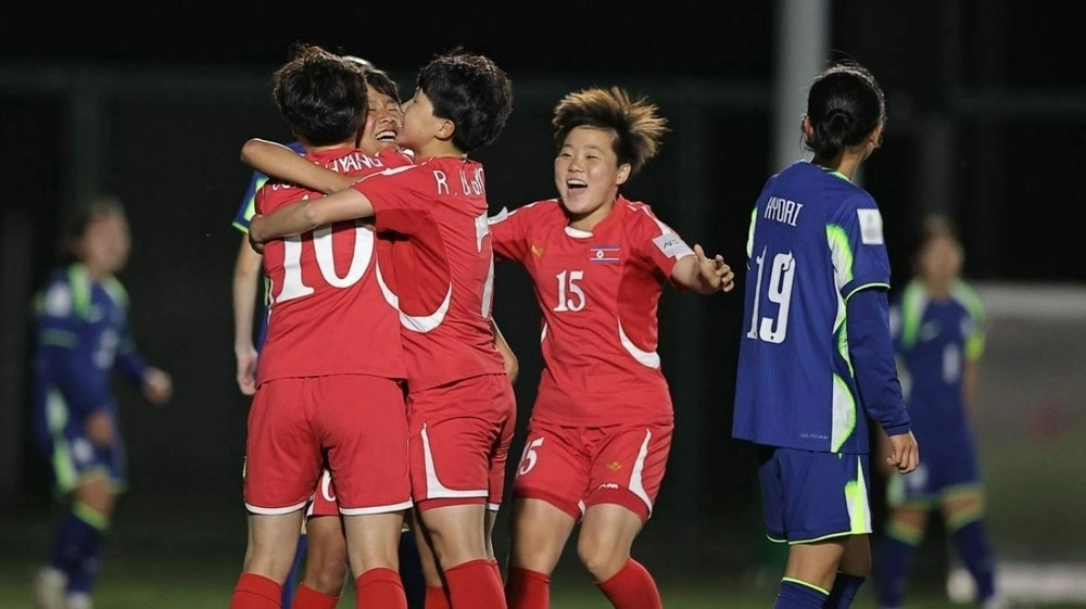 北, AFC U-17 여자아시아컵 준준결승 진출  북한 노동당 기관지 노동신문은 9일 “2026년 아시아축구연맹(AFC) 17살 미만(U-17) 여자아시아컵 경기대회 준준결승에 진출했다”고 보도했다.
뉴스1