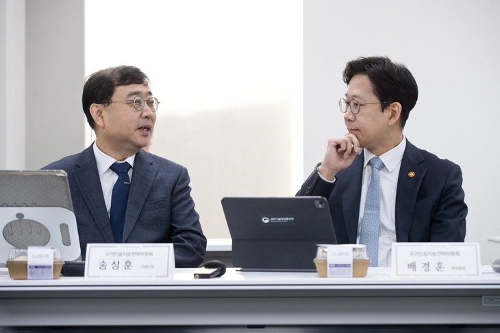 [사설] 아랫돌 빼서 윗돌 괴는 AI 컨트롤타워… ‘AI 강국’ 어떻게