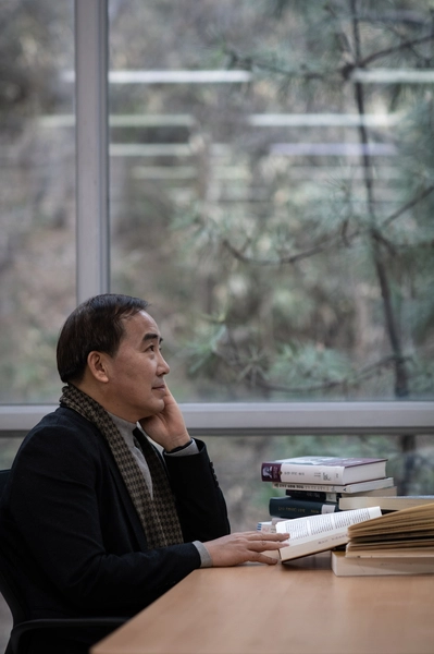 문학평론가 우찬제(사진)의 새 비평집 ‘숭고의 주름’은 남아메리카 페루에 있는 나스카 지상화에서 비평의 실마리를 끌어올린다. 그는 지상화를 ‘주름’으로 명명하며 “새로운 사건을 생성하는 감응의 동력”이라고 한다.
서울신문 DB