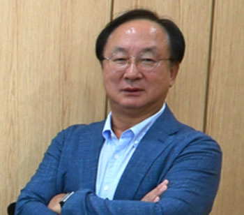 민정기 전 시스템반도체 상무  “성과급 일괄 지급 효과 제한적
스톡옵션·RSU 보상 제도화를”