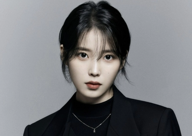 가수 겸 배우 아이유. EDAM엔터테인먼트 제공