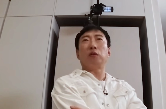 유튜브 채널 ‘롤링썬더’ 캡처
