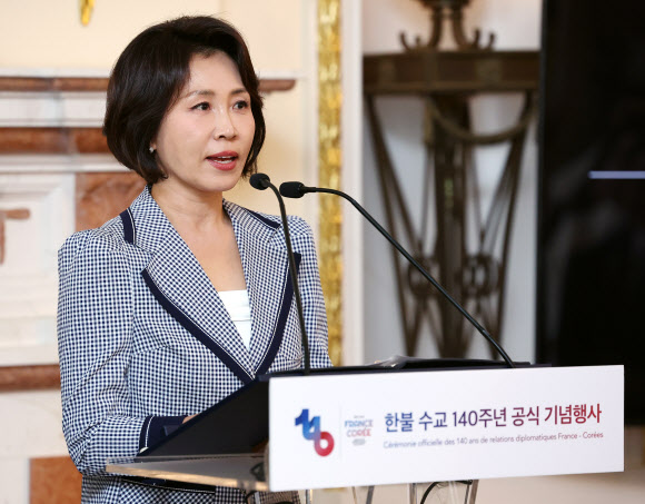 김혜경 여사가 4일 서울 덕수궁 석조전에서 열린 한불 수교 140주년 행사에서 축사하고 있다. 2026.6.4 연합뉴스