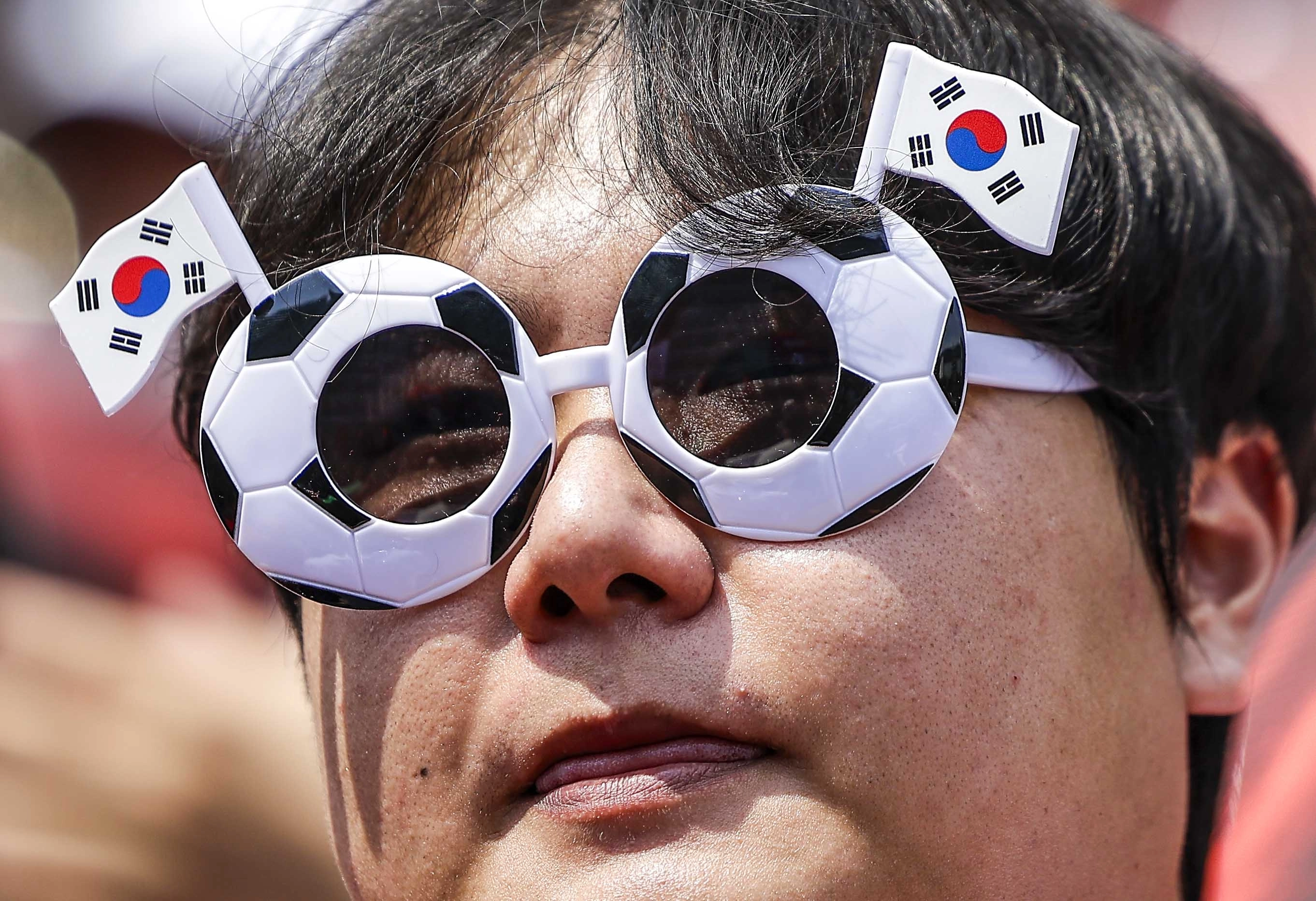 2026 북중미 월드컵 조별리그 A조 1차전 대한민국과 체코의 경기가 열린 12일 서울 종로구 광화문광장에서 시민들이 응원전을 펼치고 있다. 2026.06.12. 뉴시스