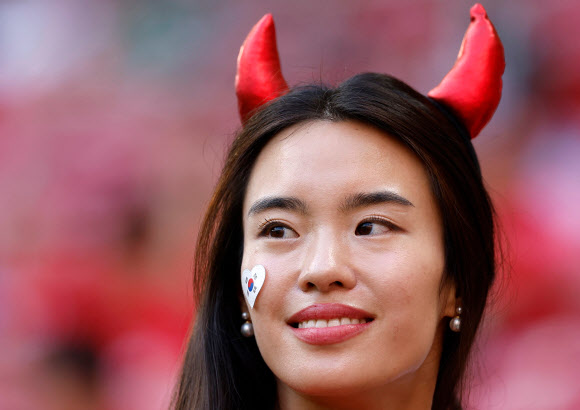 한국팬이 11일(현지시간) 멕시코 과달라하라 스타디움에서 열리는 ‘2026 북중미 월드컵’ A조 한국과 체코의 경기를 기다리고 있다. AFP 연합뉴스