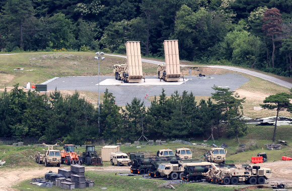 21일 경북 성주군 미군 사드(THAAD·고고도 미사일 방어체계) 기지에 사드 발사차량 일부가 재배치돼 있다. 중동 전쟁 당시 성주기지에서 반출됐던 발사차량이 복귀한 것으로 보인다. 2026.6.21 연합뉴스