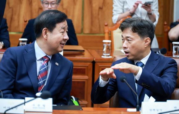 구윤철 부총리와 곽노정 SK하이닉스 대표