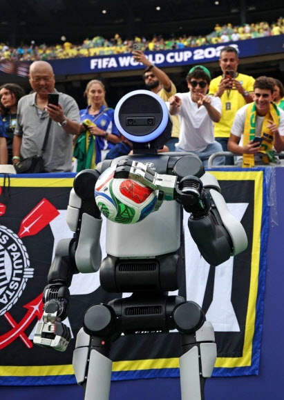 현대차, FIFA 월드컵 2026™ 16강전서 아틀라스 퍼포먼스로 로보틱스 기술 구현