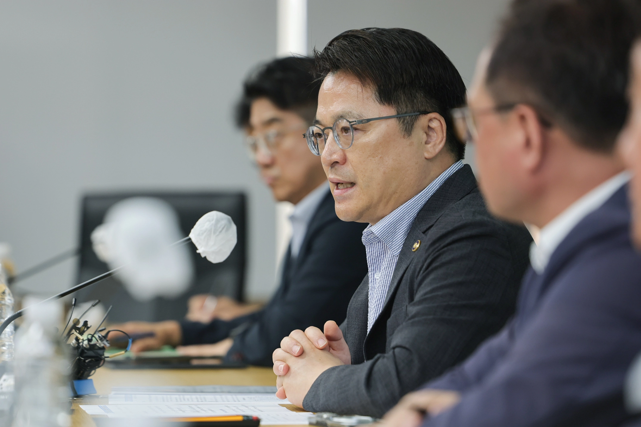 문신학 산업부 차관, 원유 수급 긴급점검회의 발언문신학 산업통상부 차관이 13일 세종시 정부세종청사에서 열린 원유 수급 긴급점검회의에서 발언하고 있다. 산업통상부 제공