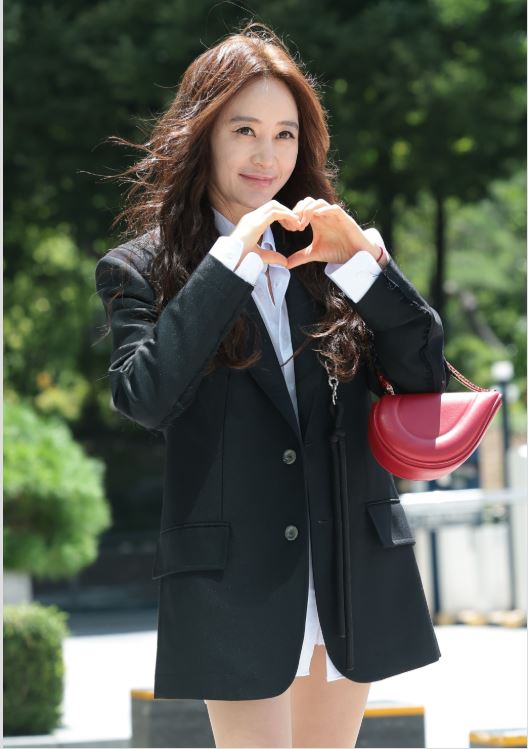 김혜수, 아름다운 미소