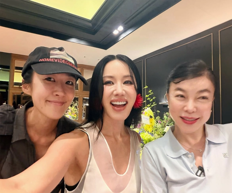 사진=엄정화 인스타그램 캡처