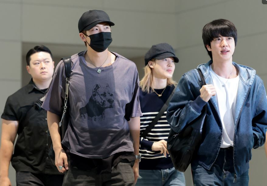 월드 투어 떠나는 방탄소년단