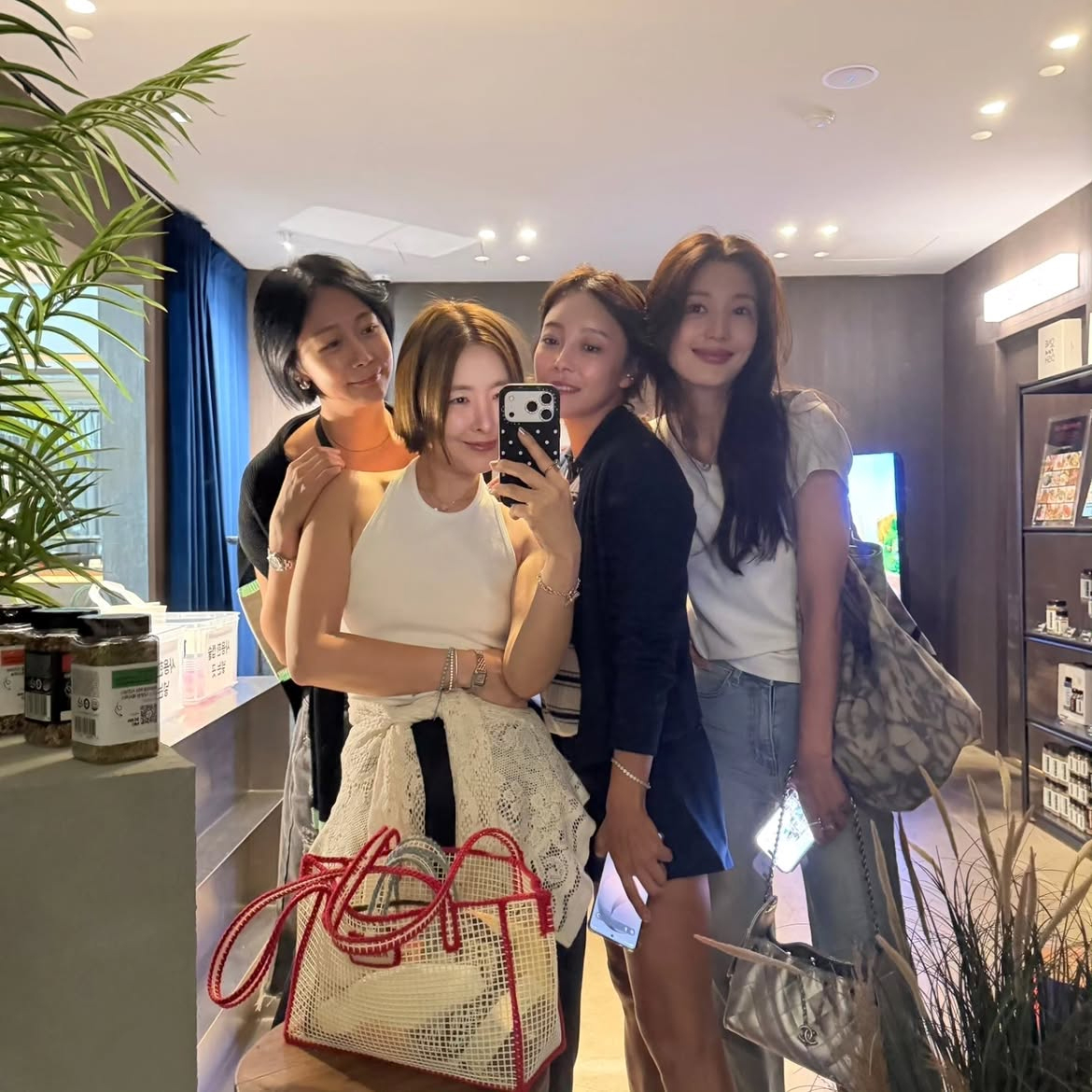 사진=에스더 인스타그램 캡처