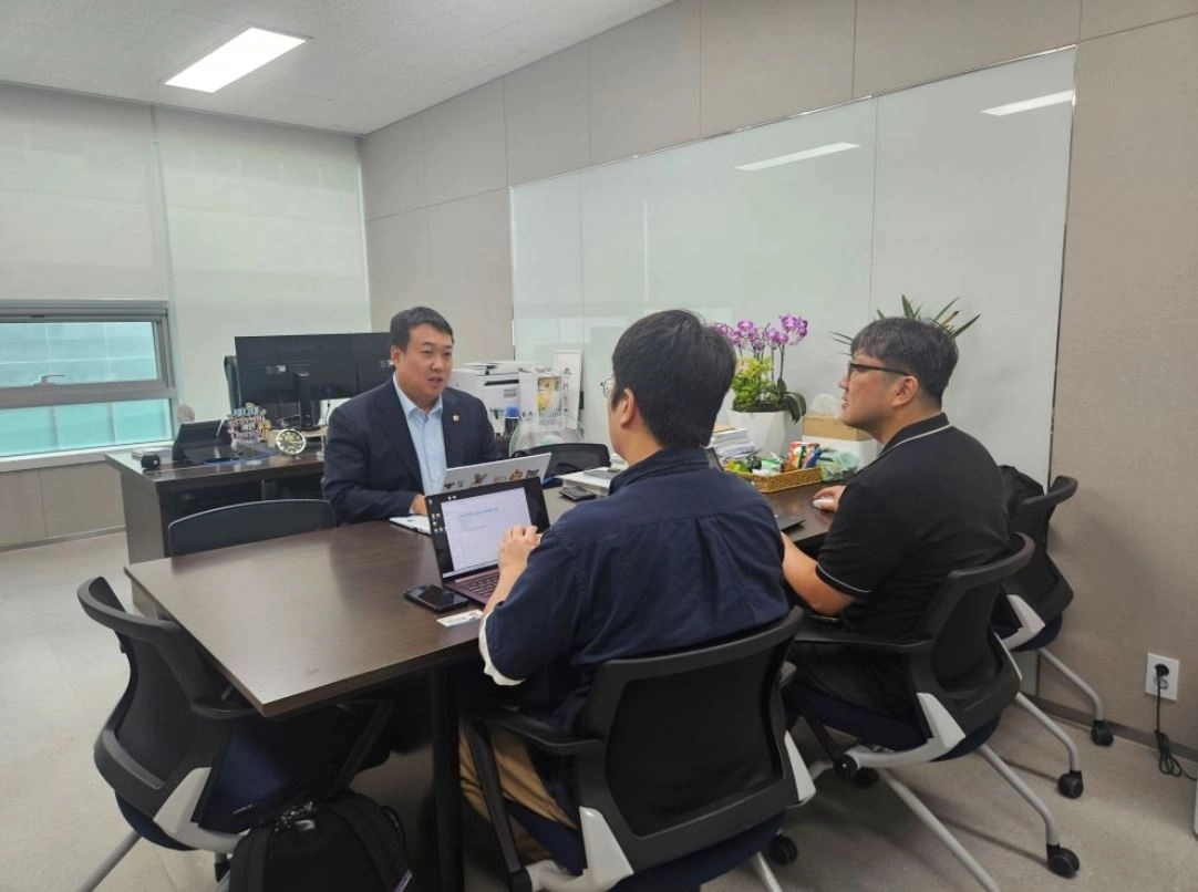 ▲ 미래세대 발굴·육성 위한 현장 간담회를 개최한 이기대 의원(사진=경기도의회)
