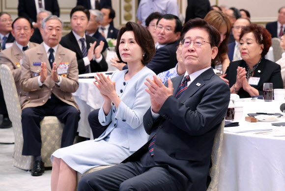 이재명 대통령, 국가유공자ㆍ보훈 가족과 오찬
