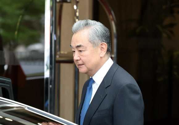 방한하는 중국 왕이 외교부장