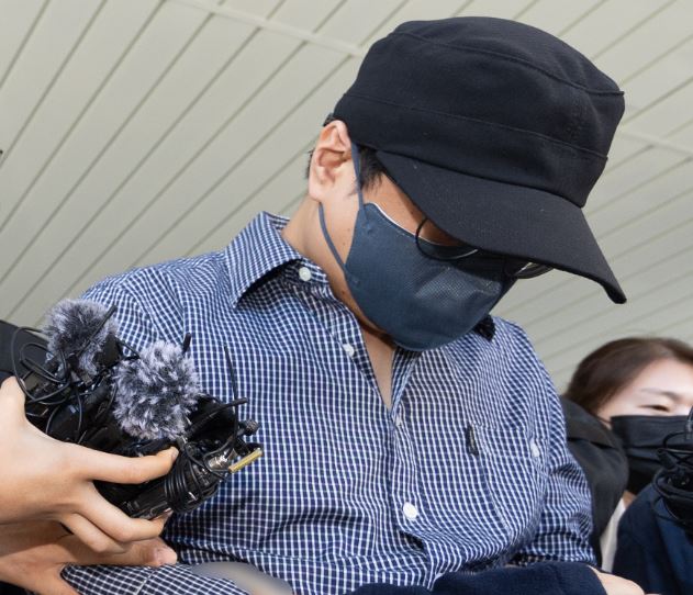 구속 전 피의자 심문 마친 제주 부 모 경장