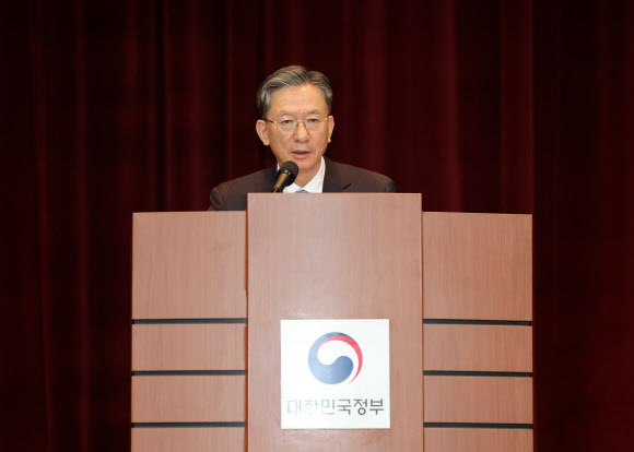 이임사 하는 정성호 법무부 장관