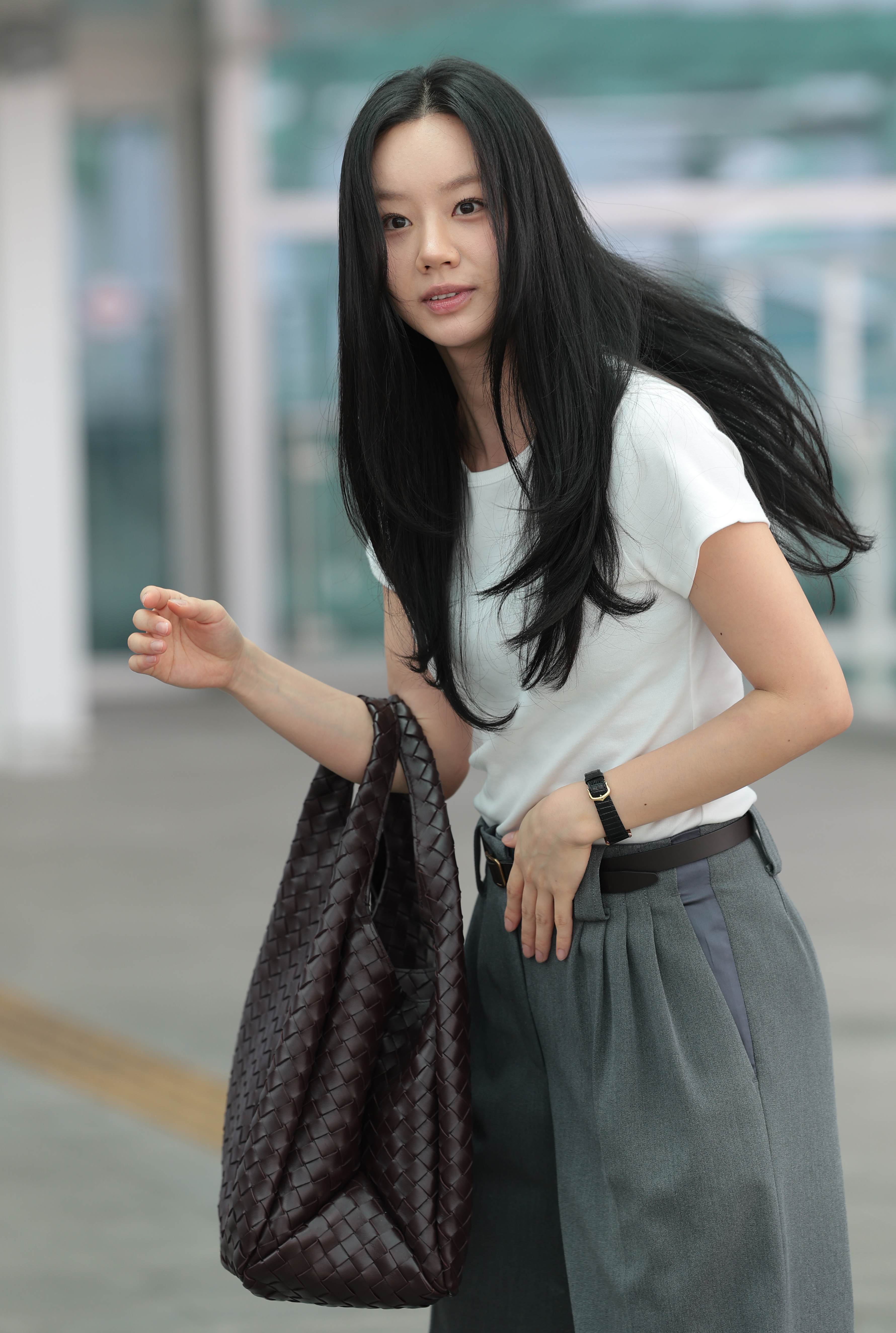 배우 혜리가 해외 일정을 위해 28일 인천국제공항을 통해 홍콩으로 출국하고 있다. 2026.8.28. 뉴스1