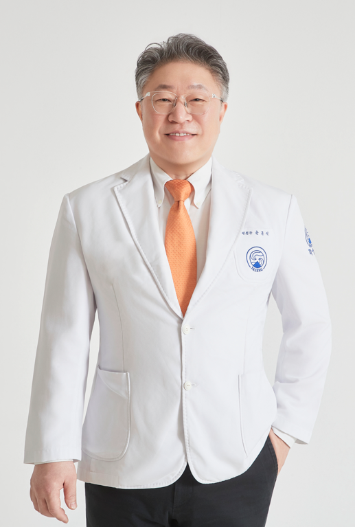 수원자생한방병원 윤문식 병원장