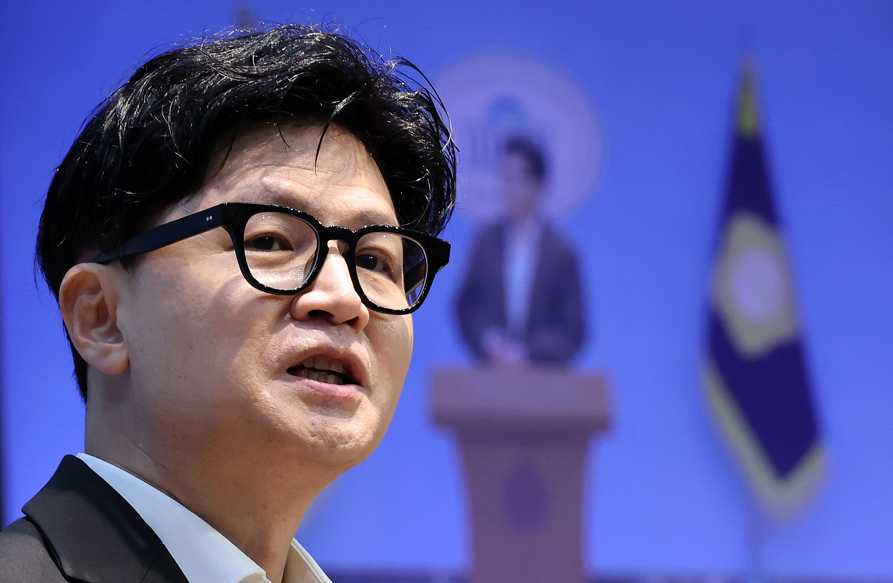 한동훈 의원, 김승원 법무부 장관 후보자 관련 기자회견무소속 한동훈 의원이 13일 국회 소통관에서 김승원 법무부 장관 후보자 관련 기자회견을 하고 있다.