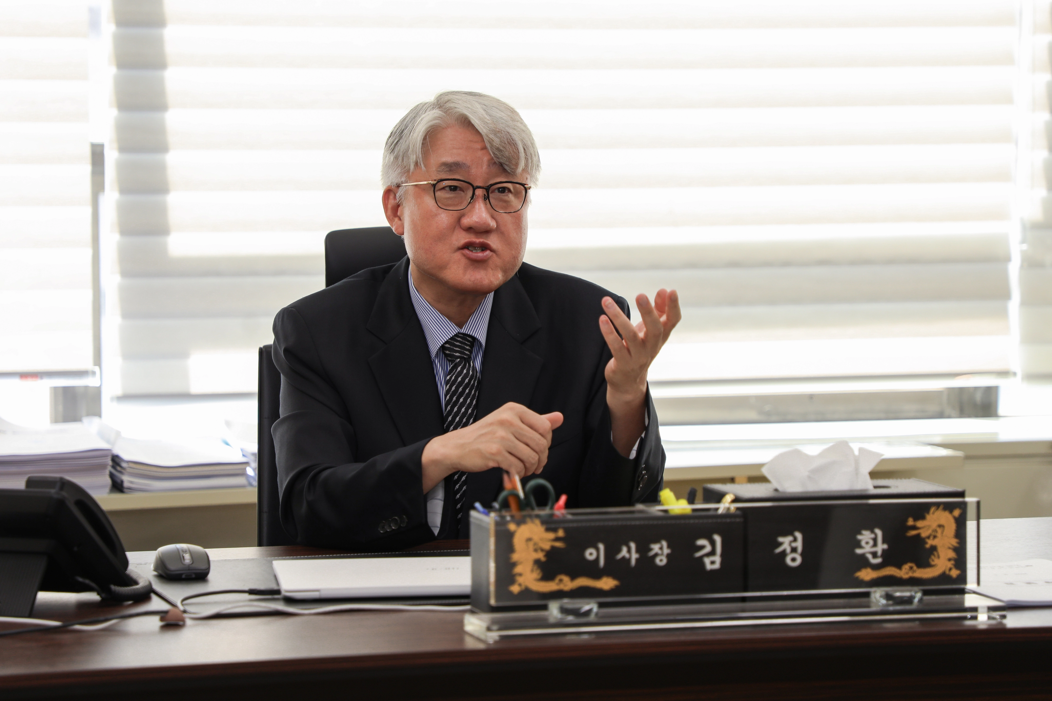 김정환 서울시버스운송사업조합 이사장이 지난 18일 서울신문 인터뷰에서 서울 버스 사업의 필수공익사업 지정 필요성에 대해 말하고 있다.
서울시버스운송사업조합 제공