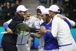 한국 테니스 ‘대역전승’…237위 홍성찬이 끝냈다