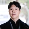 ‘내리겠다’더니 ‘다시 타겠다’ 번복…박수홍 “미숙한 판단” 비행기 지연 사과