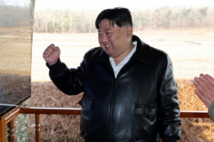 北김정은, 초대형방사포 사격훈련 지도