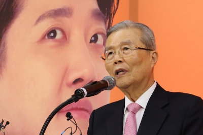 김종인 “이준석, 2027년 대선주자…한동훈은 상처 입었을 것”