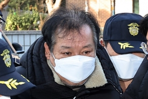 영장실질심사 출석하는 ‘건진법사’ 전성배