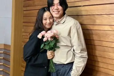 thumbnail - ‘부친상’ 이효리 곁 지켰다…이상순, 라디오 DJ 자리도 비워