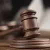 “다 죽어야 돼” 길거리서 흉기 휘두르고 친자매 스토킹한 40대女