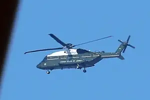 thumbnail - 경주 상공에 뜬 美 ‘마린원’